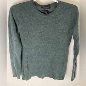 Tahari 100% Cashmere Crewneck Sweater